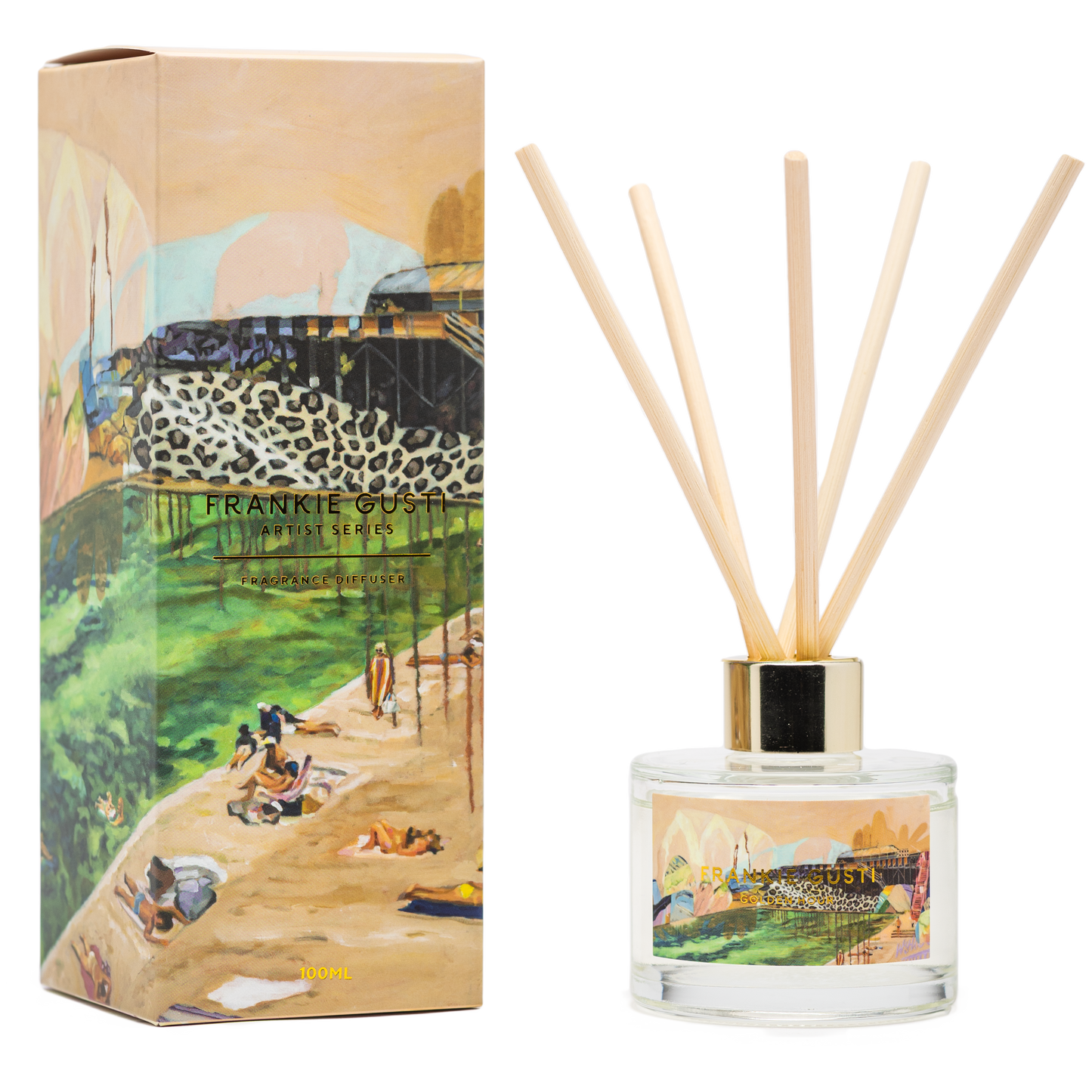 Bask in the warmth of the Golden Hour with this stunning diffuser from the Frankie Gusti Artist Series, featuring original artwork by Georgie Wilson. This fragrance captures the serene glow of the sun as it dips below the horizon — a soothing blend of amber, sandalwood, and vanilla, balanced with delicate notes of citrus and white florals.