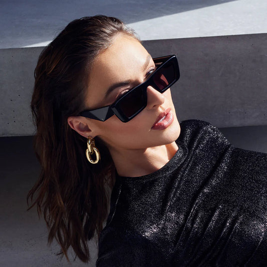 La Hara - Gloss Black w Silver Metal/ Black Lens