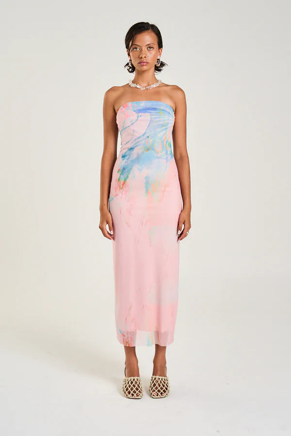 The strapless slip dress showcasing the Medusa Phase print in soft pastel hues features a form-fitting design with a double layered construction. It provides medium to sheer coverage and a flattering silhouette.

