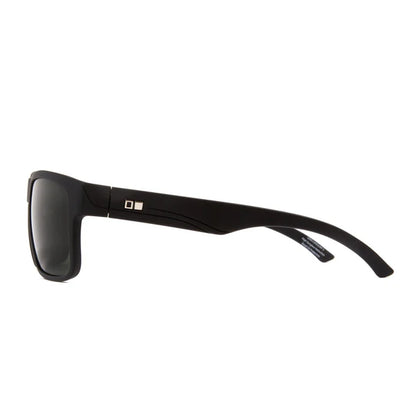 Essential style for those who love the outdoors. Rambler’s lightweight yet tough Swiss Grilamid frame stands up to your brightest adventures, while its mineral glass lenses are scratch-resistant and sustainably made. An absolute classic, suiting most faces and social occasions.