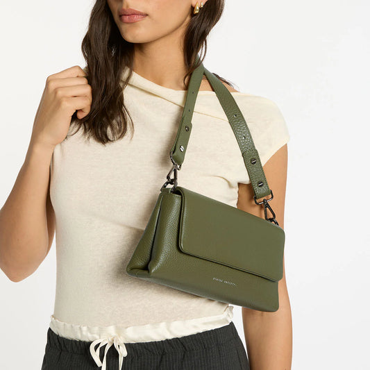 We don't take calling this bag Zenith lightly. As the new high point of your bag collection, 'Zenith' comes with a longer strap for use as a relaxed crossbody, or swap in the shorter strap to transform her into a dressier shoulder bag