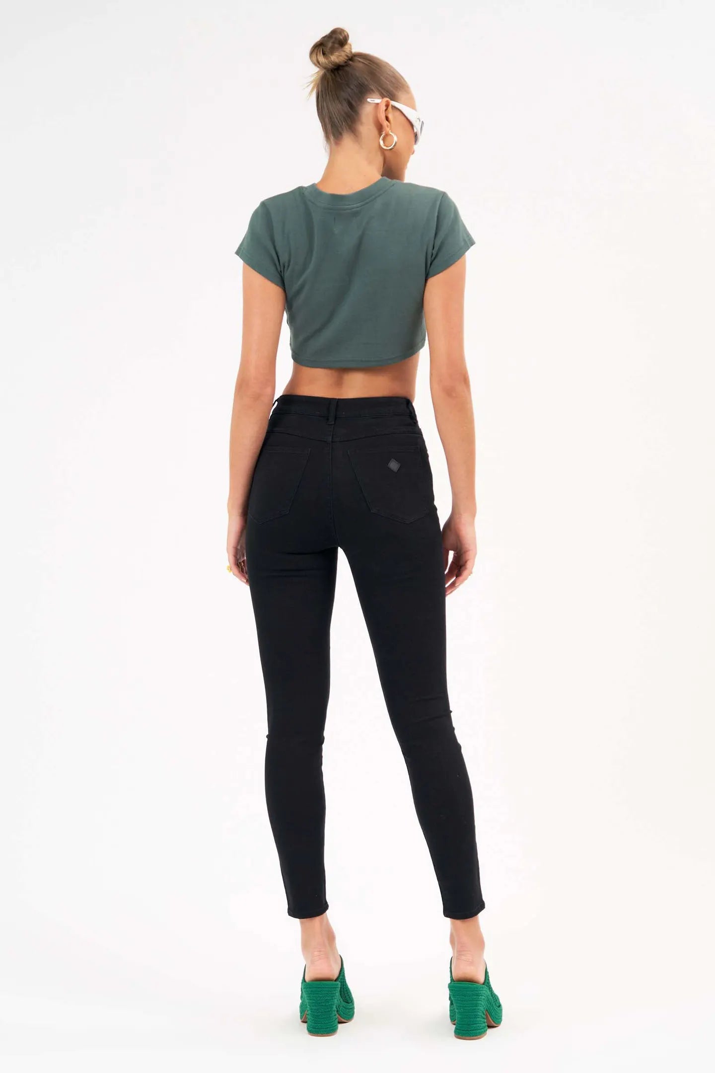 The A High Skinny Ankle Basher in Black Magic by ABRAND is a high rise, skinny leg jean, made with a super stretch denim, This fits true to size